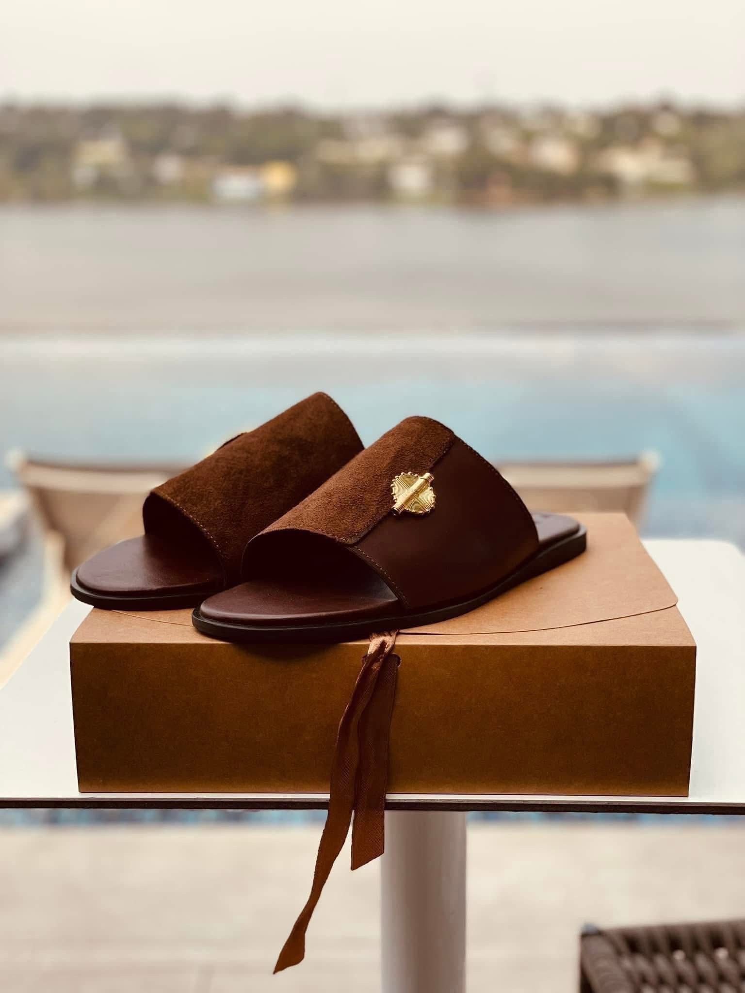 𝐒𝐚𝐧𝐤𝐨𝐟𝐚 Brown